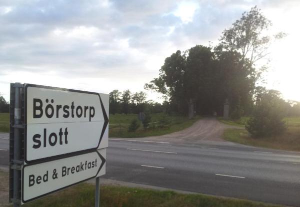 Boerstorp Slott Bed & Breakfast Lugnas Ngoại thất bức ảnh